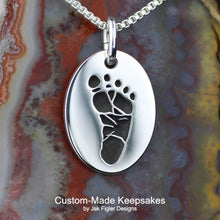 Load image into Gallery viewer, Oval Footprint Necklace
