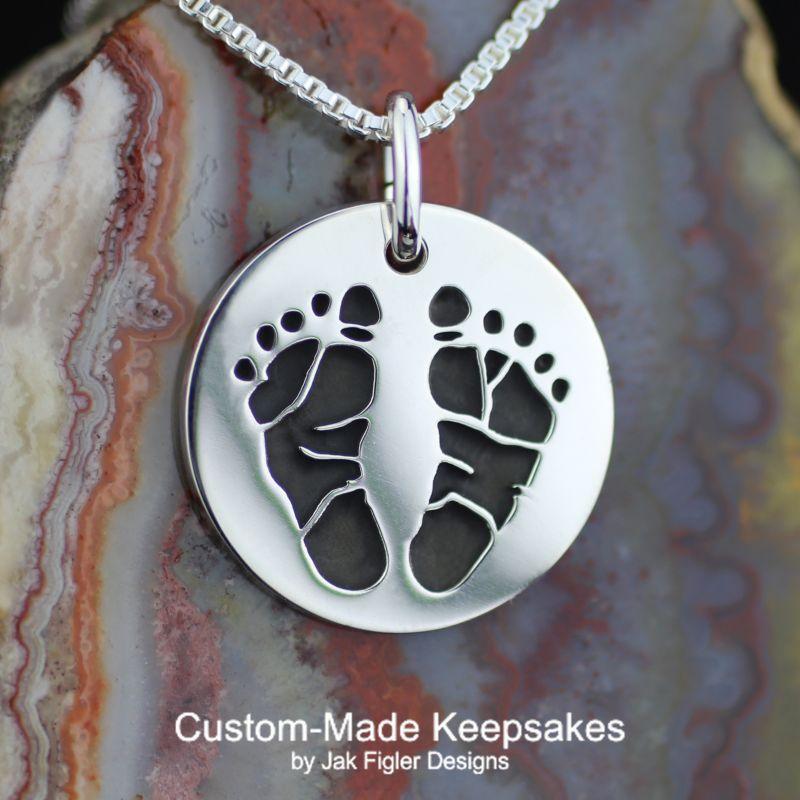 Round Footprint Necklace